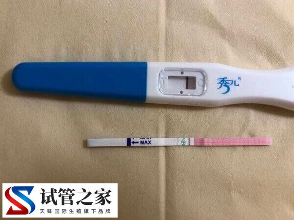 冻胚移植11天白板14天抽血HCG却成功怀孕是什么原因？(图1)